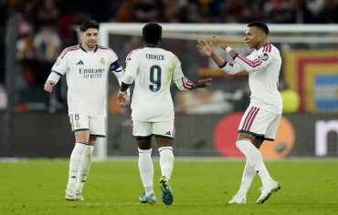 ريمونتادا مجنونة... ريال مدريد يصعق روما في 7 دقائق