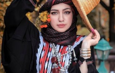 يمنيات يطلقن حملة لنشر صورهن بالأزياء الشعبية التقليدية