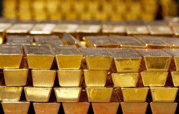 لماذا تتجه البنوك المركزية إلى شراء الذهب؟