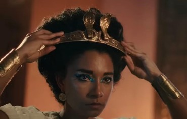 رغم اعتراض مصر.. نتفلكس تطلق مسلسل "Queen Cleopatra" عبر منصتها