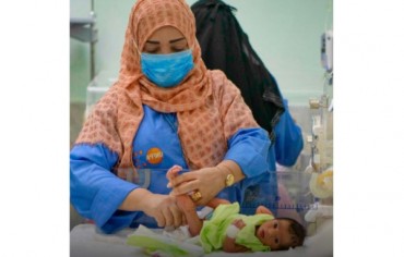  بعد ثمان سنوات من الصراع لازالت الولادة في اليمن مسألة حياة أو موت