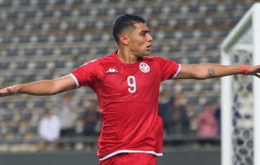 العراق يودع كأس العالم بعد الخسارة أمام تونس
